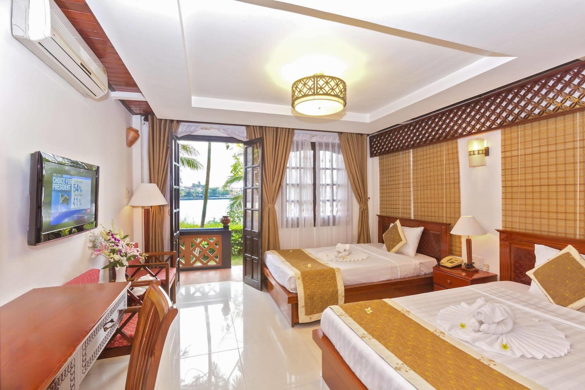Pho Hoi Riverside Resort Hoi An Eksteriør billede